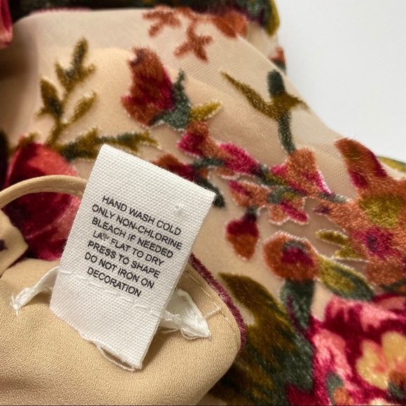 Clover + Scout Velvet Rose Top Size XS - Picture 6 of 8